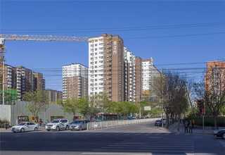 上海电动升降柱多少钱